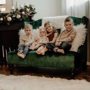 Meet your Posher, Lori